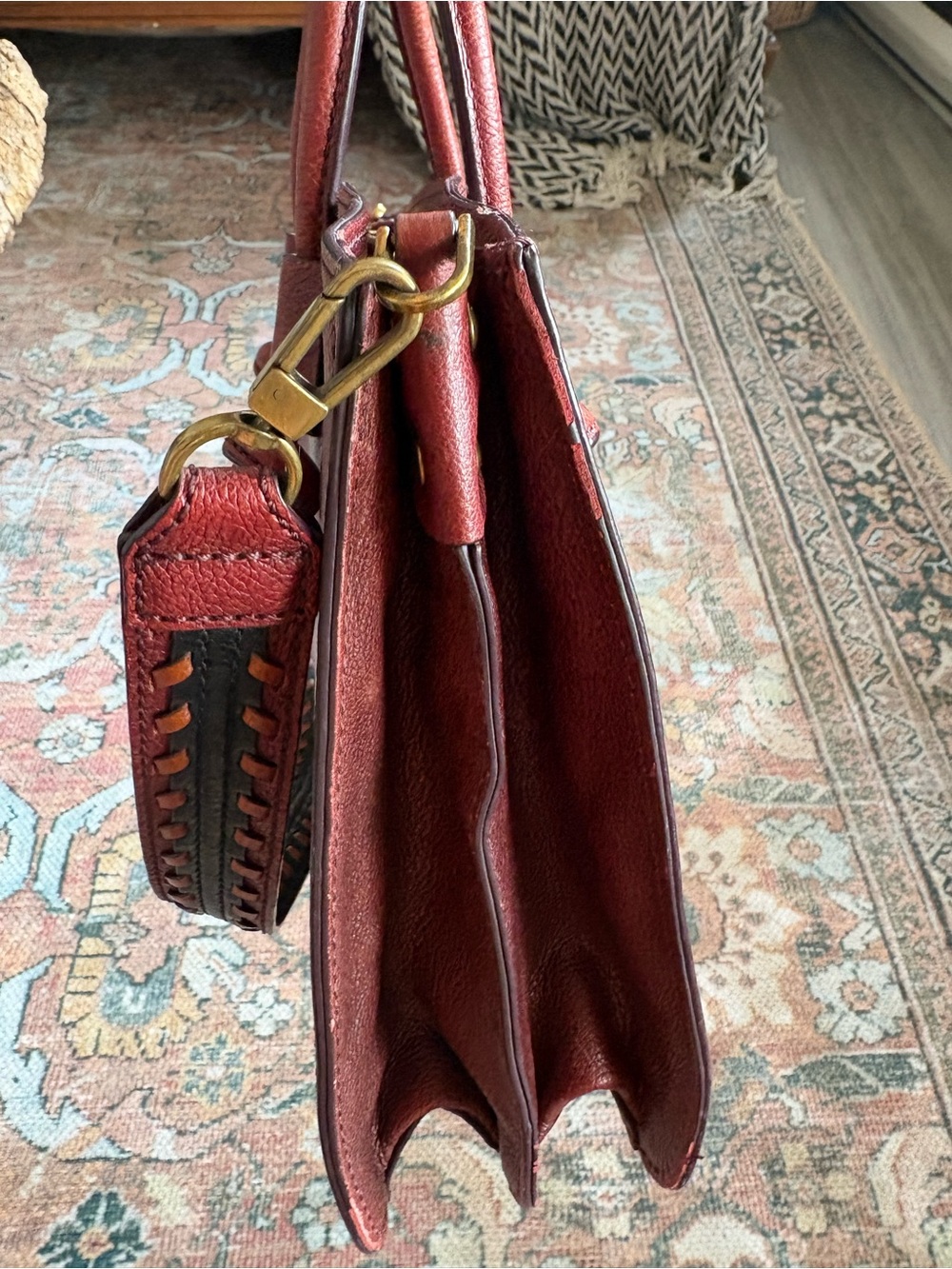 Fossil Genuine Leather Satchel | Burgundy Pebbled Leather | Brass key Charm - Picture 9 of 11